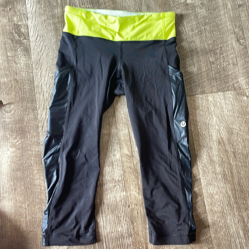 Lululemon athletic legging (A003)
